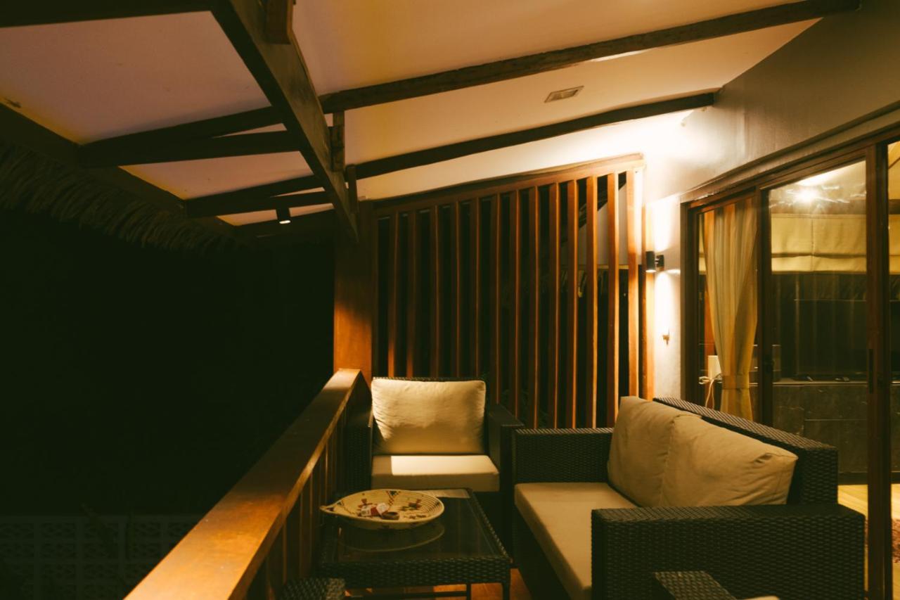 Domu Mia Villa Siargao Хенерал Луна Екстериор снимка